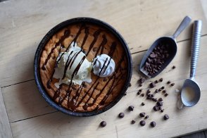 Uno Deep Dish Sundae