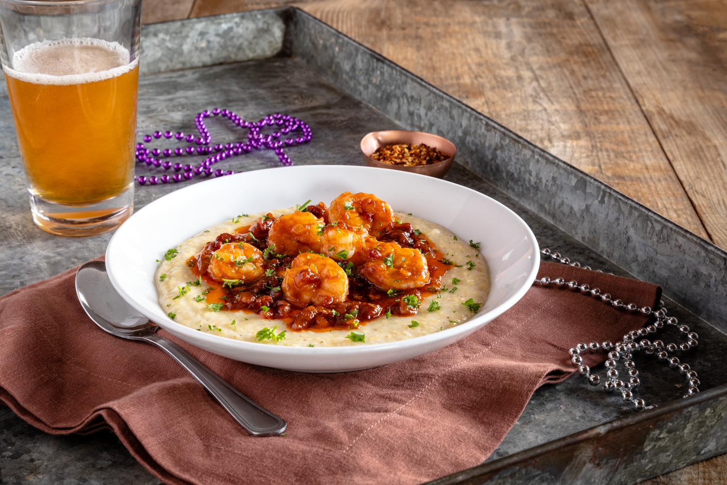 CHEESY GRITS AND SHRIMP APPETIZER